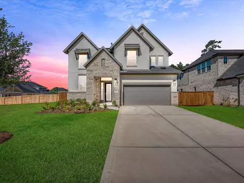 7066 N Lake Clopton Dr, Montgomery, TX 77316