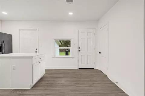 Entry Way - 1202 N Roberson St, Conroe, TX 77301 photo 1 of 3