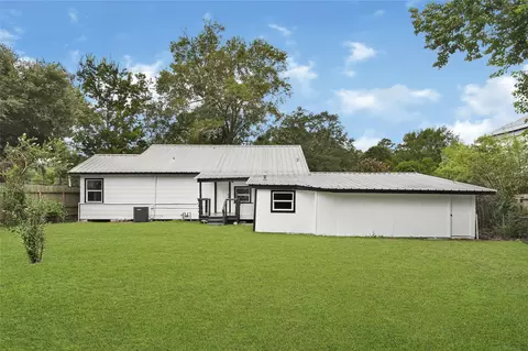 Other - 1202 N Roberson St, Conroe, TX 77301 photo 9 of 10