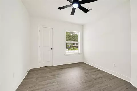 Bedroom - 1202 N Roberson St, Conroe, TX 77301 photo 8 of 8