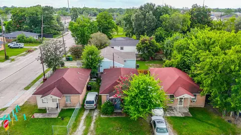 7523 La Salette St, Houston, TX 77021