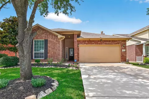 13010 Ferry Cove Ln, Pearland, TX 77584
