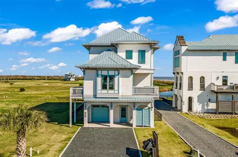 312 Seagrass, Gilchrist, TX 77617
