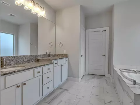 Bath - 2918 Skerne Forest Dr, Spring, TX 77373 photo 1 of 3