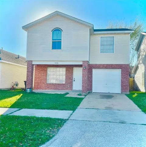 15609 Martineau St, Houston, TX 77032