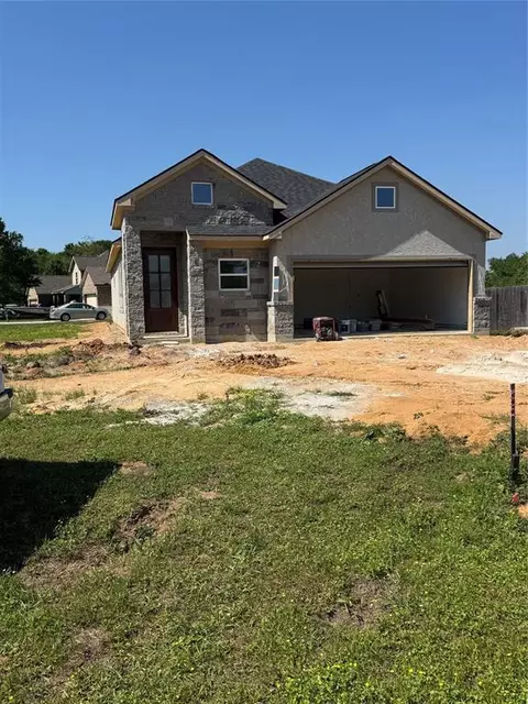 12928 Oakwood Cir, Willis, TX 77318