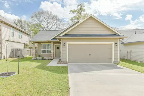 260 Shoreview Dr, Conroe, TX 77303