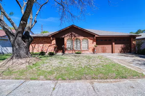 3446 Cheaney Dr, Houston, TX 77066