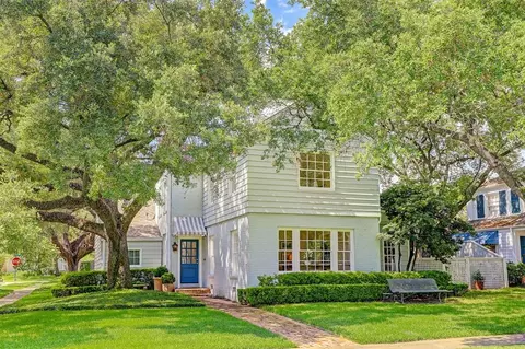 1801 Sharp Pl, Houston, TX 77019 photo 1