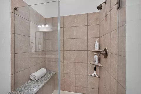 Bath - 232 Spotted Saddle Ct, Spring, TX 77382 photo 1 of 2