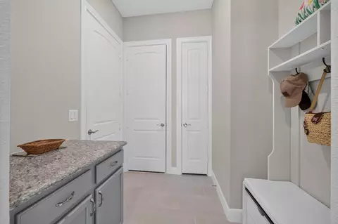 Entry Way - 232 Spotted Saddle Ct, Spring, TX 77382 photo 2 of 6