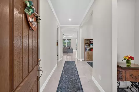 Entry Way - 232 Spotted Saddle Ct, Spring, TX 77382 photo 1 of 6