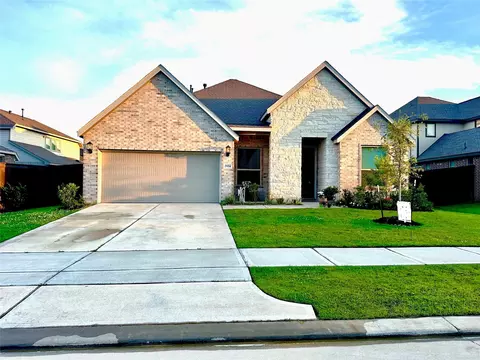 29014 Red Loop Dr, New Caney, TX 77357