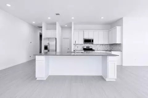 Kitchen - 29014 Red Loop Dr, New Caney, TX 77357 photo 1 of 5