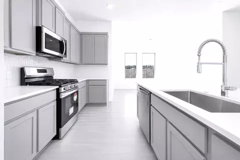 Kitchen - 29014 Red Loop Dr, New Caney, TX 77357 photo 5 of 5