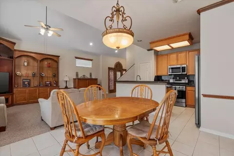 Dining - 2919 Crescent Star Rd, Spring, TX 77388 photo 2 of 2