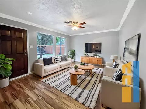 6347 Limestone St, Houston, TX 77092