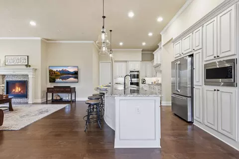 Kitchen - 27506 Canton Acres Ct, Spring, TX 77386 photo 4 of 6