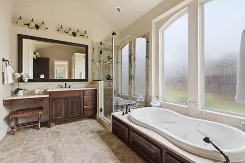 Bath - 27506 Canton Acres Ct, Spring, TX 77386 photo 1 of 4