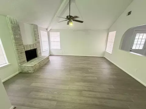 10503 Swan Glen Dr, Houston, TX 77099
