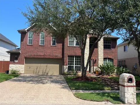411 White Oak Pointe, League City, TX 77573