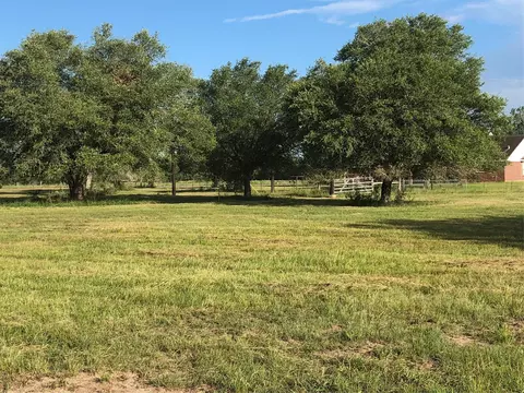 lot2 Pvt 1671, Hallettsville, TX 77964