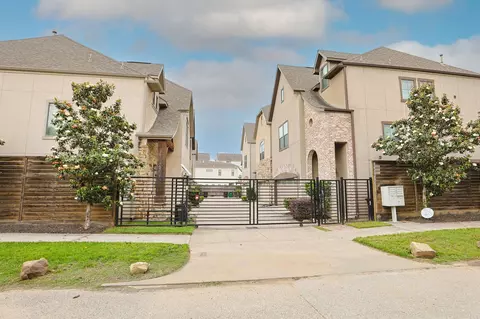 2108 Sherwin St, Houston, TX 77007