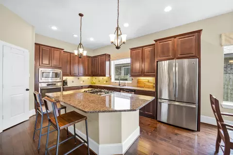 Kitchen - 10322 Hatcher Dr, Katy, TX 77494 photo 2 of 4