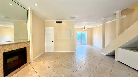 11710 Southlake Dr #16, Houston, TX 77077