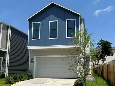 7210 Shadyvilla Ln, Houston, TX 77055