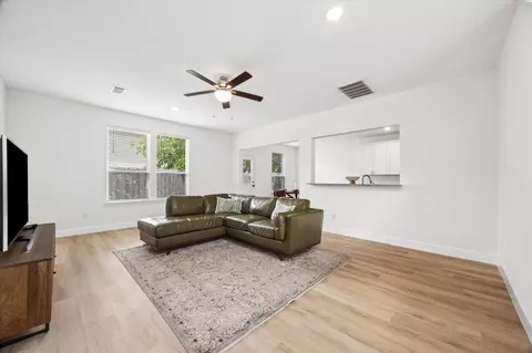 10122 Clearwick St, Houston, TX 77034