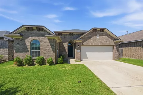 8803 Willet St, Baytown, TX 77521