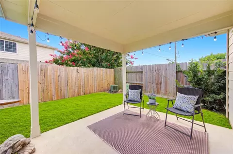 Exterior - 3010 E Legends Bend Dr, Spring, TX 77386 photo 6 of 10