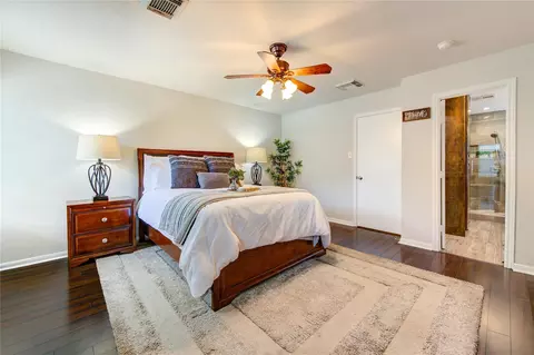 Bedroom - 3010 E Legends Bend Dr, Spring, TX 77386 photo 1 of 8