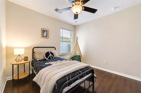 Bedroom - 3010 E Legends Bend Dr, Spring, TX 77386 photo 3 of 8