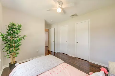 Bedroom - 3010 E Legends Bend Dr, Spring, TX 77386 photo 7 of 8