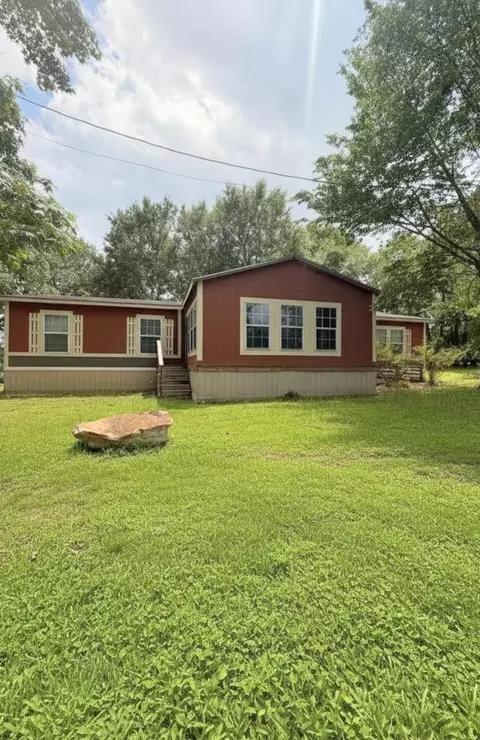 9 Gambrell Rd, Huntsville, TX 77320