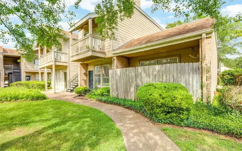 2100 Tanglewilde St #349, Houston, TX 77063