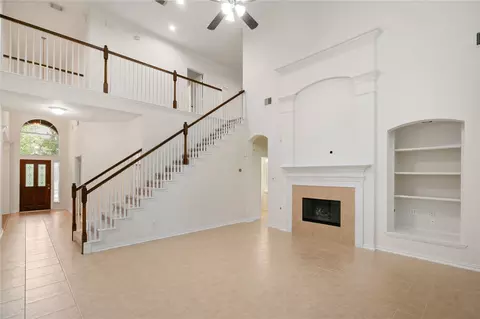 Living - 43 N Scribewood Cir, Spring, TX 77382 photo 1 of 6