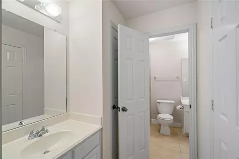 Bath - 43 N Scribewood Cir, Spring, TX 77382 photo 2 of 4
