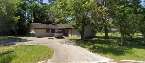 186 Thunderbird Dr, Conroe, TX 77304 photo 1