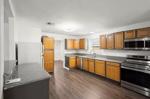 Kitchen - 25311 Stone Mill Ln, Spring, TX 77373 photo 1 of 4