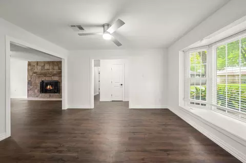 Living - 25311 Stone Mill Ln, Spring, TX 77373 photo 3 of 8