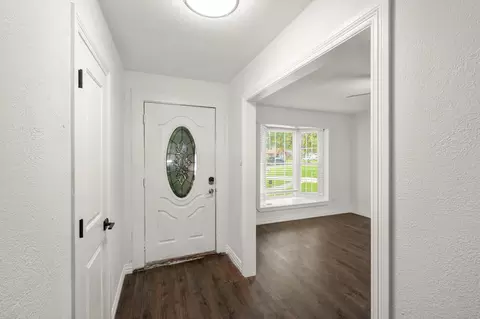 Entry Way - 25311 Stone Mill Ln, Spring, TX 77373 photo 2 of 2