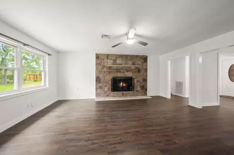 Living - 25311 Stone Mill Ln, Spring, TX 77373 photo 6 of 8