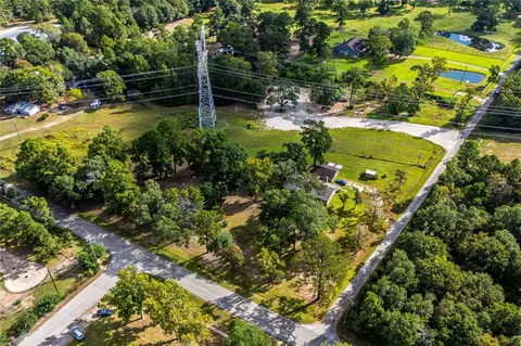 32302 Dobbin Huffsmith Rd, Magnolia, TX 77354