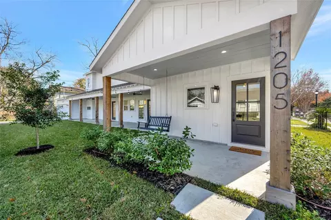 1205 Temple St, Houston, TX 77009