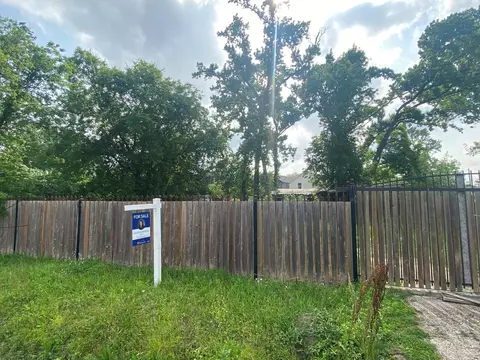 9417 Pembrook St, Houston, TX 77016