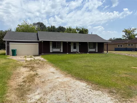 1218 Jayway St, Orange, TX 77630