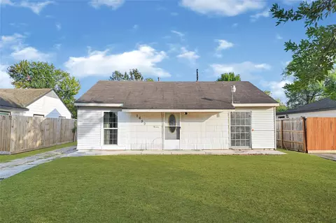 7659 Greenstone St, Houston, TX 77087